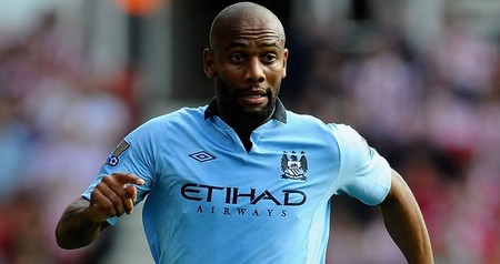 喀麦隆非洲杯大名单：姆伯莫领衔，巴索戈在列，奥纳纳无缘（喀麦隆公布非洲杯阵容：姆伯莫领军，巴索戈入选，奥纳纳落选）