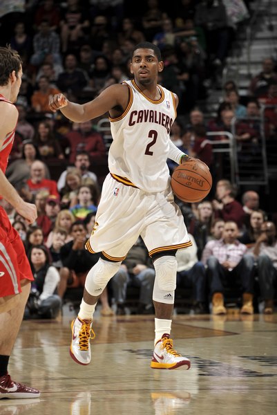 前妻：和布冯离婚后，花了很长时间才接受别人的追求（布冯前妻：离婚后很久才愿意接受他人的追求）