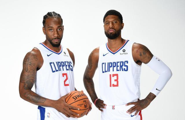 祝贺，苏超MVP范厚泰获2025微博竞燃之夜年度瞩目运动员奖项（苏超MVP范厚泰荣膺2025微博竞燃之夜年度瞩目运动员）