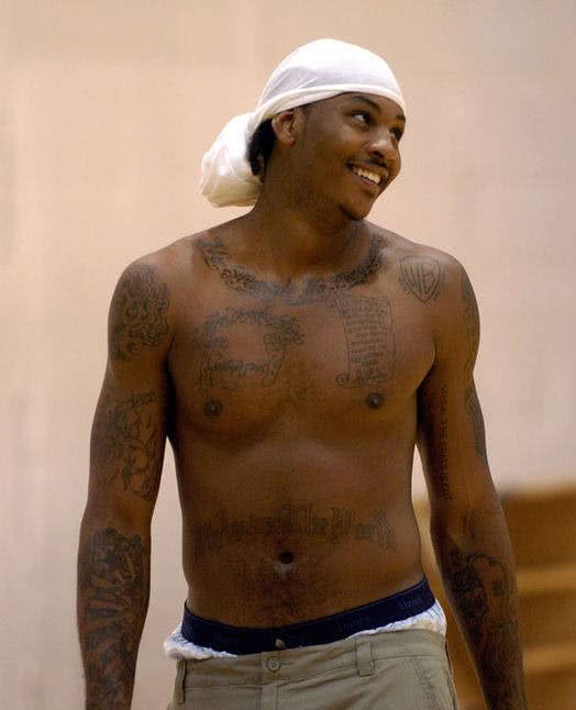 五人制足球速度与配合技巧解析（五人制足球中的速度运用与团队配合要诀）