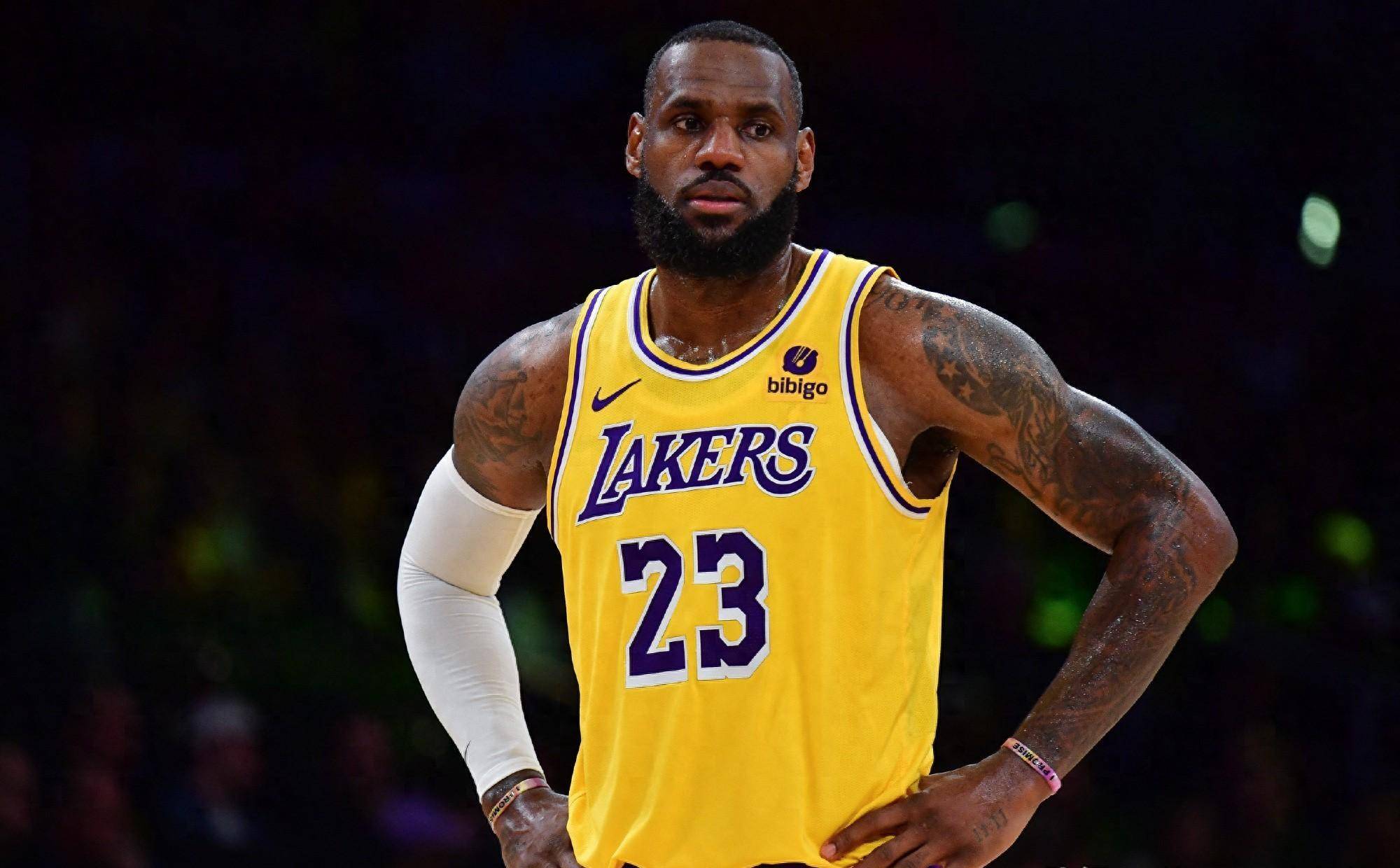 梅西开启“断联模式”：回老家过圣诞，为2026蓄力（梅西暂别喧嚣：回阿根廷过圣诞，蓄势备战2026）