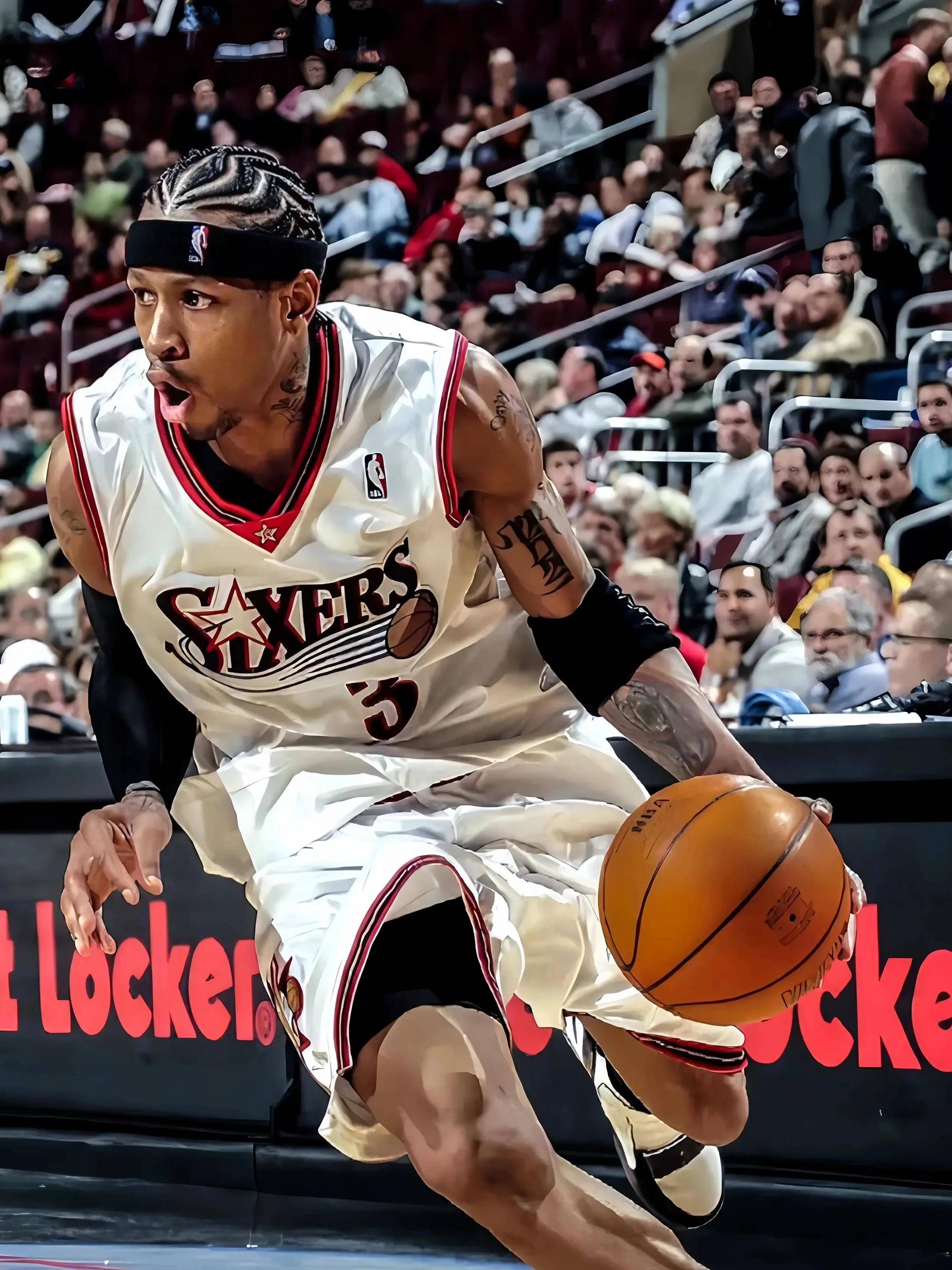 足坛年终大战即时排名：姆巴佩榜首，萨拉赫、托纳利暂32强之外（年终足坛决战实时榜：姆巴佩领跑，萨拉赫与托纳利暂未跻身32强）