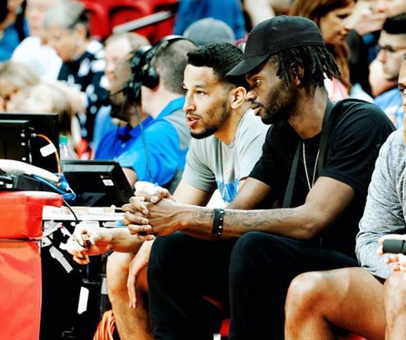 原曼联青年队球员目前正在卖蛋糕，他是小麦、拉什福德前队友（昔日曼联青训球员改行卖蛋糕，曾与小麦、拉什福德同队）