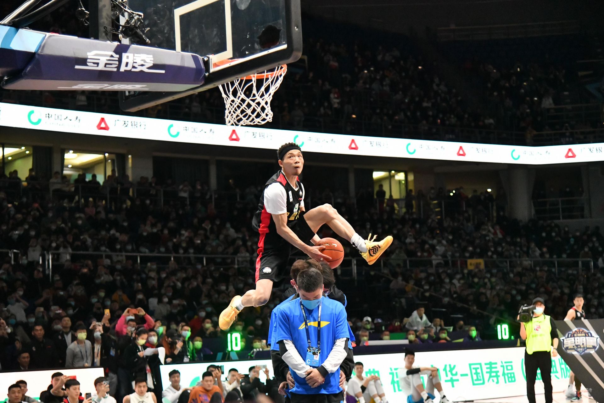 意大利网球运动员穆塞蒂：辛纳就像C罗，阿尔卡拉斯像齐达内（穆塞蒂评球星：辛纳像C罗，阿尔卡拉斯似齐达内）