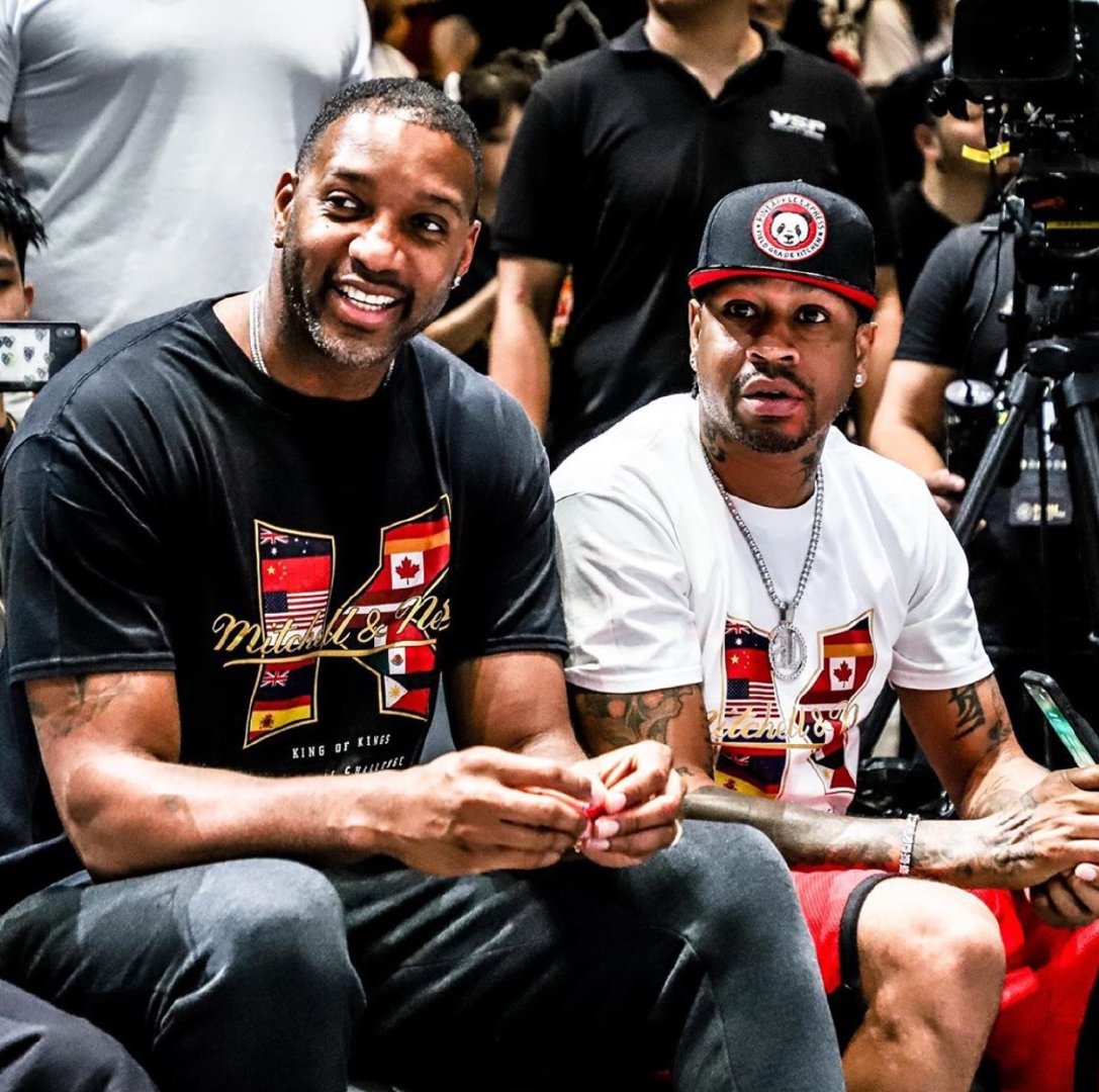 前巴萨高管谈拉波尔塔：主席之责是管理俱乐部，而非据为己有（前巴萨高层谈拉波尔塔：主席职责是经营俱乐部，而非把俱乐部当私产）