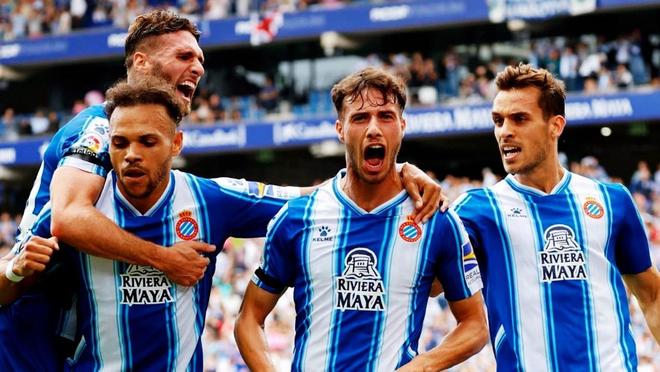 懂球帝12周年120大瞬间1／8决赛：重磅来袭，谁将通往八强？（懂球帝12周年120大瞬间16强淘汰赛：重磅开战，谁能晋级八强？）