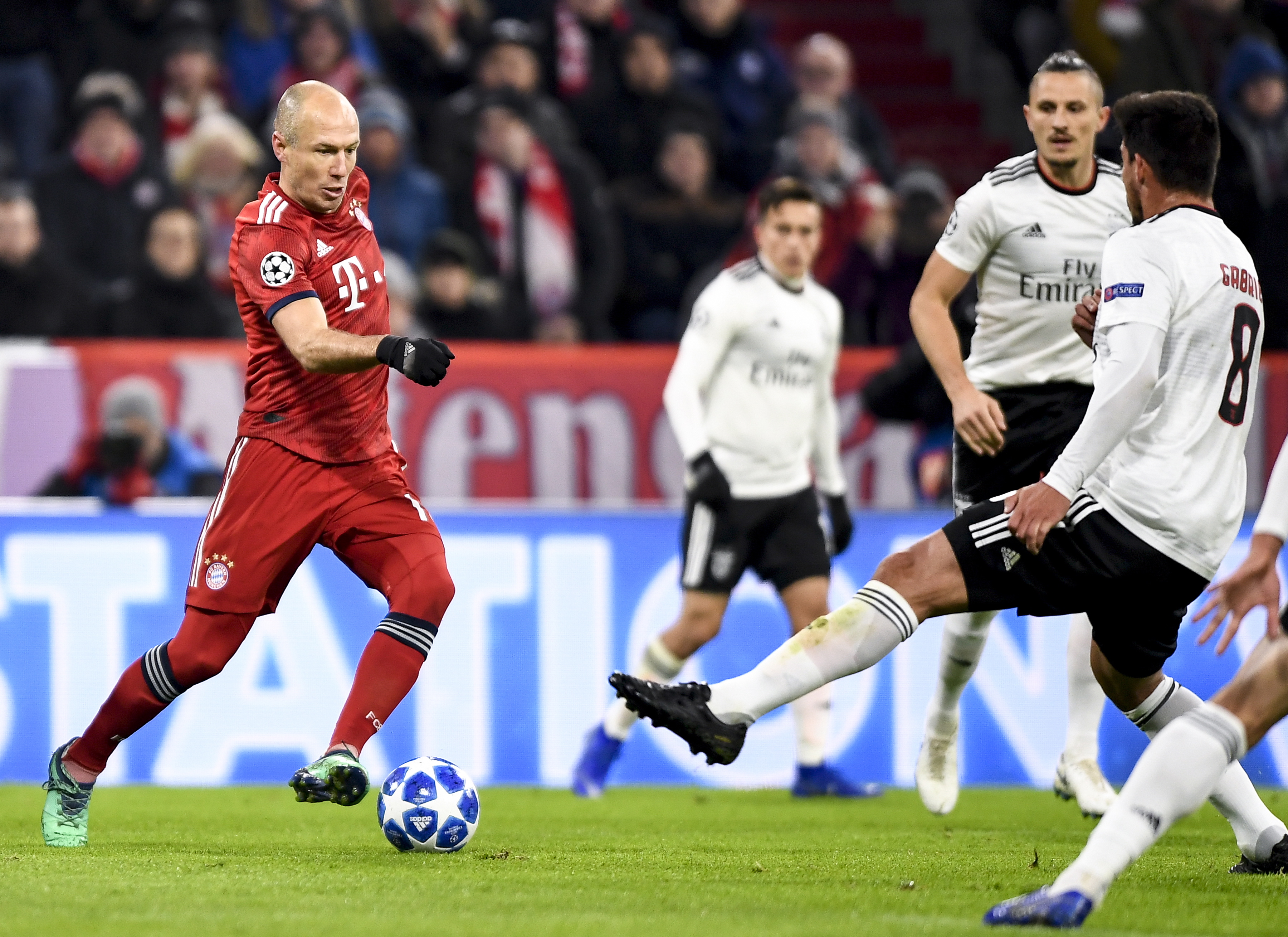 阿森纳vs水晶宫首发：埃泽、热苏斯、格伊出战，萨卡替补（阿森纳对阵水晶宫首发公布：埃泽、热苏斯、格伊在列，萨卡替补）