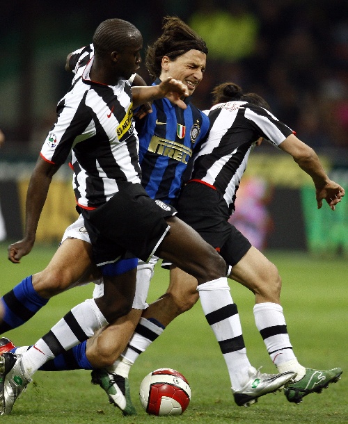 群雄争霸，意甲连续第二年至少4支排名前列的球队相差2分以内（群雄并起：意甲连两年至少四队积分差不超2分）