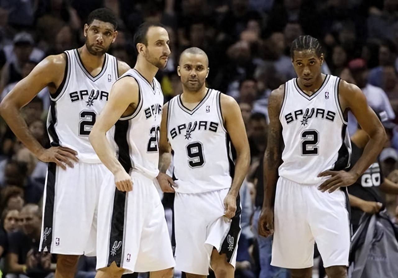 半岛晨报：李国旭中超执教表现不逊于邵佳一，甚至更胜一筹（半岛晨报：李国旭中超执教不亚于邵佳一，表现更为出色）