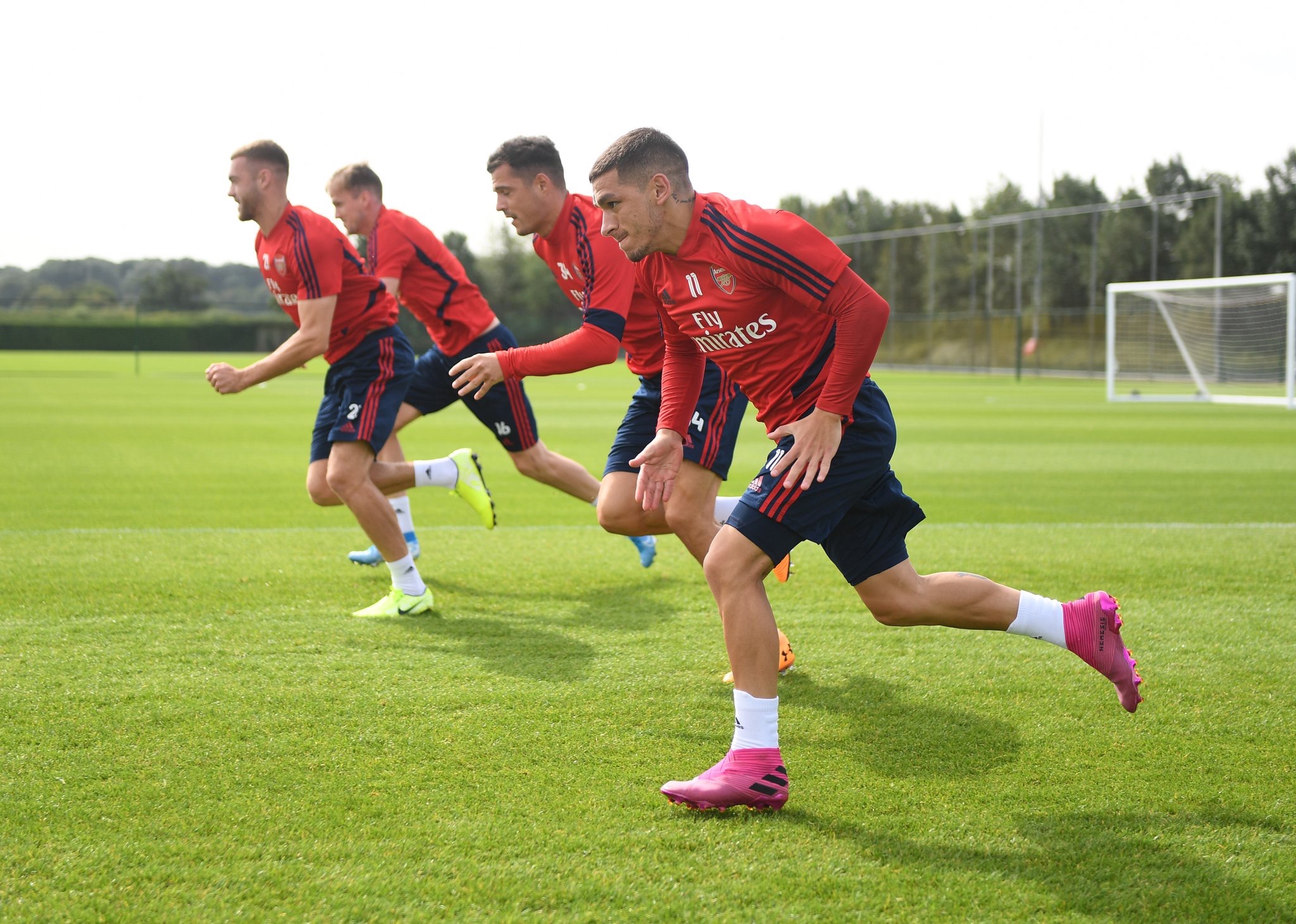 雷霆公布伤病报告：哈腾缺阵，切特卡鲁索出战成疑（雷霆发布伤病更新：哈腾缺席，切特与卡鲁索出战成疑）