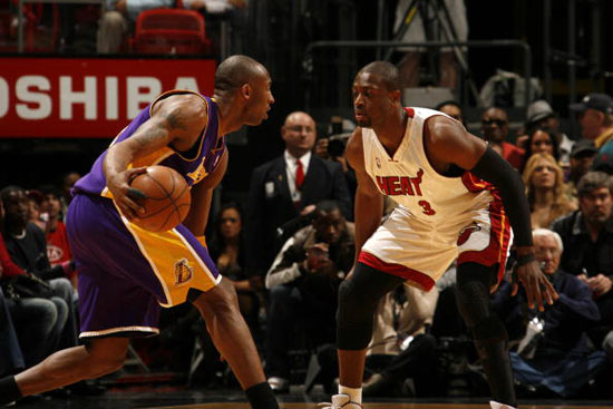 要投疯！沃尔什大空位三分再进 凯尔特人开局外线6中5！（手感爆棚！沃尔什再飙空位三分，凯尔特人开局外线6投5中）