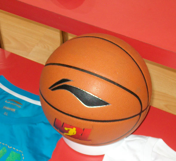 阿斯：费内巴切已与莱万初步接触，提供的一年半合同报价被拒（阿斯报称：费内巴切已与莱万开启接触，递交的18个月合约遭拒）