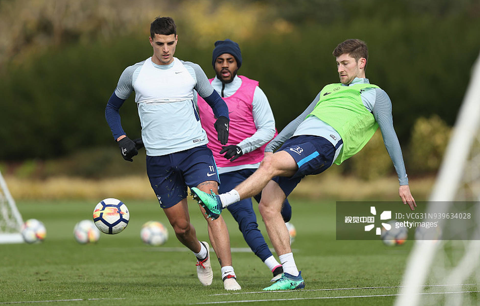 迪米特列夫斯基：瓦伦上赛季卡我出场数，少上一场少付30万（迪米特列夫斯基：瓦伦故意压缩我出场次数，少踢一场就能省30万）