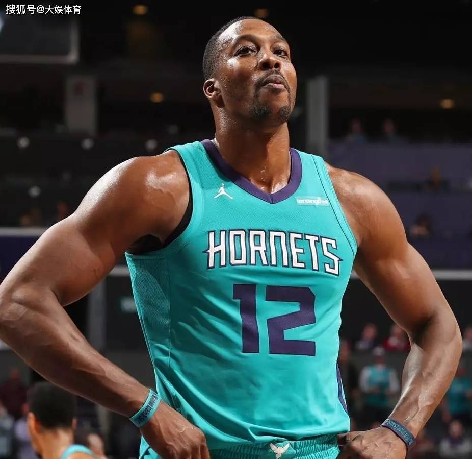 半场战报：维罗纳2-0亚特兰大，焦瓦内、拉菲克-贝尔加利破门（上半场战报：维罗纳2比0领先亚特兰大，焦瓦内与拉菲克-贝尔加利先后破门）