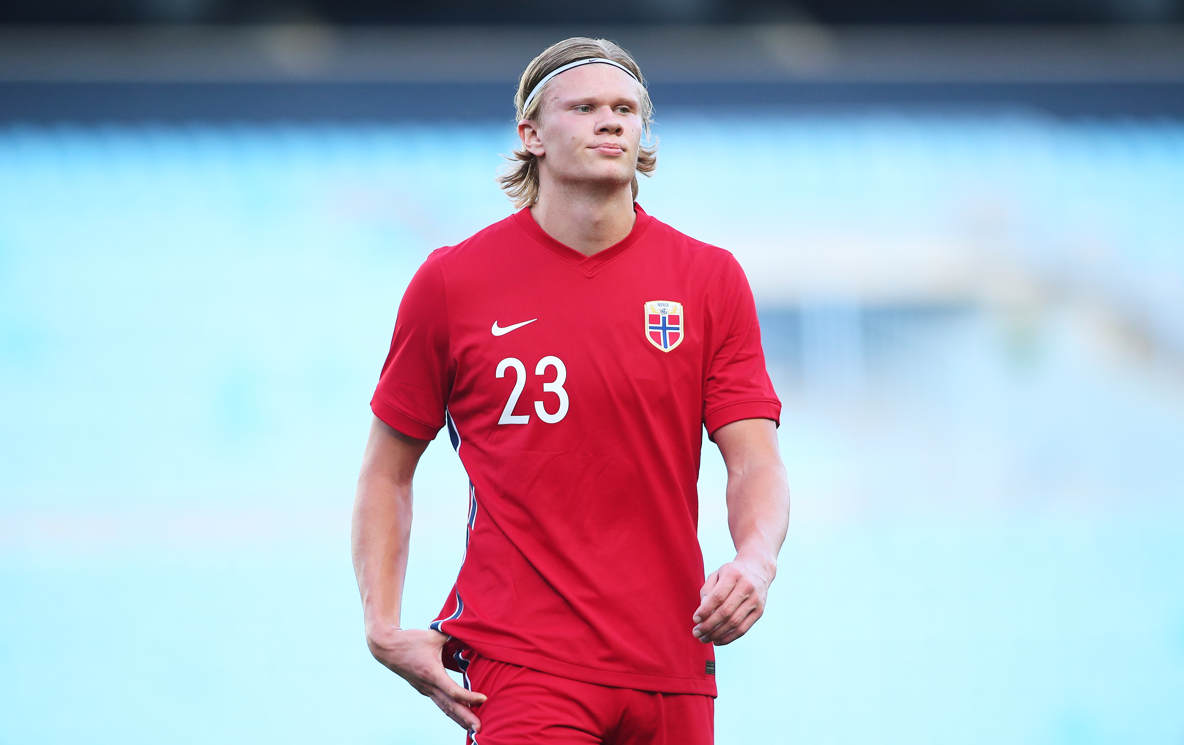 阿斯：皇马仍信任阿隆索，但需要他和球队给出决定性的回应（阿斯：皇马对阿隆索仍有信心，要求他与球队拿出决定性回应）