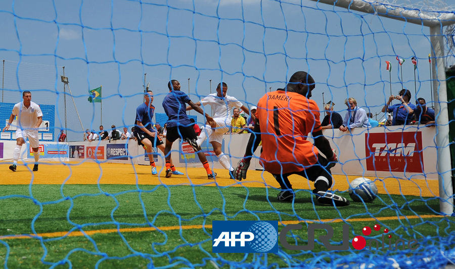 NBA战报：杰克逊31分，灰熊121-103轻取快船（灰熊121-103击退快船，杰克逊轰下31分）