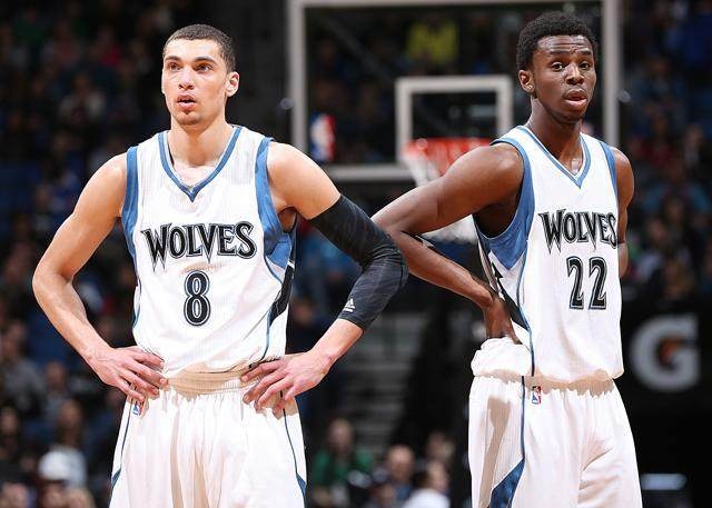 科莫vs卡利亚里：莫拉塔、尼科-帕斯首发，米纳、塞巴斯蒂亚诺-埃斯波西托出战（科莫迎战卡利亚里：莫拉塔、尼科-帕斯先发，米纳与塞巴斯蒂亚诺-埃斯波西托亮相）