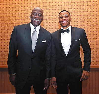 NBA战报：吉迪26分7板11助，公牛129-126险胜黄蜂（公牛129-126险胜黄蜂，吉迪砍下26分7篮板11助攻）