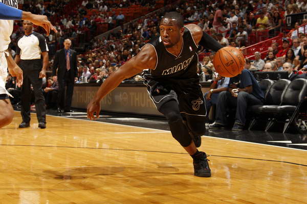 范戴克：不认为西蒙斯是有意要伤害我，但当然给我造成了伤害（范戴克：不认为西蒙斯故意伤人，但确实对我造成了伤害）