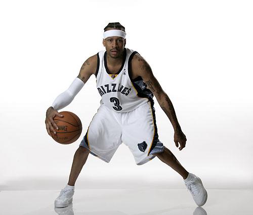 亚冠5轮1分！海港主帅赛后表演语言艺术：球迷打脸，蓉城再补一刀（亚冠5战仅1分！海港主帅赛后秀话术，球迷回击，蓉城再添一刀）