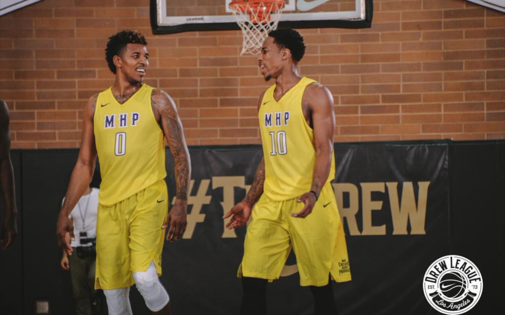 热火与活塞过去5次交手：4次分差3分以内，2次加时&2次绝杀（热火vs活塞近5战：4场胜负在3分内，2场加时、2次绝杀）